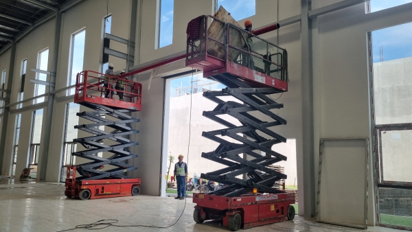 Báo giá thuê xe nâng người năm 2021 mới nhất